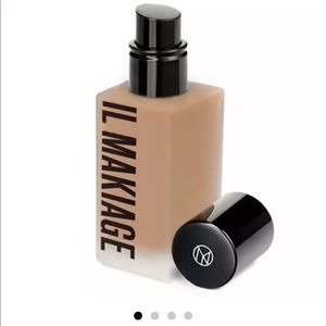 Il makiage foundation & eyeliner